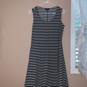 Roz & Ali Dress